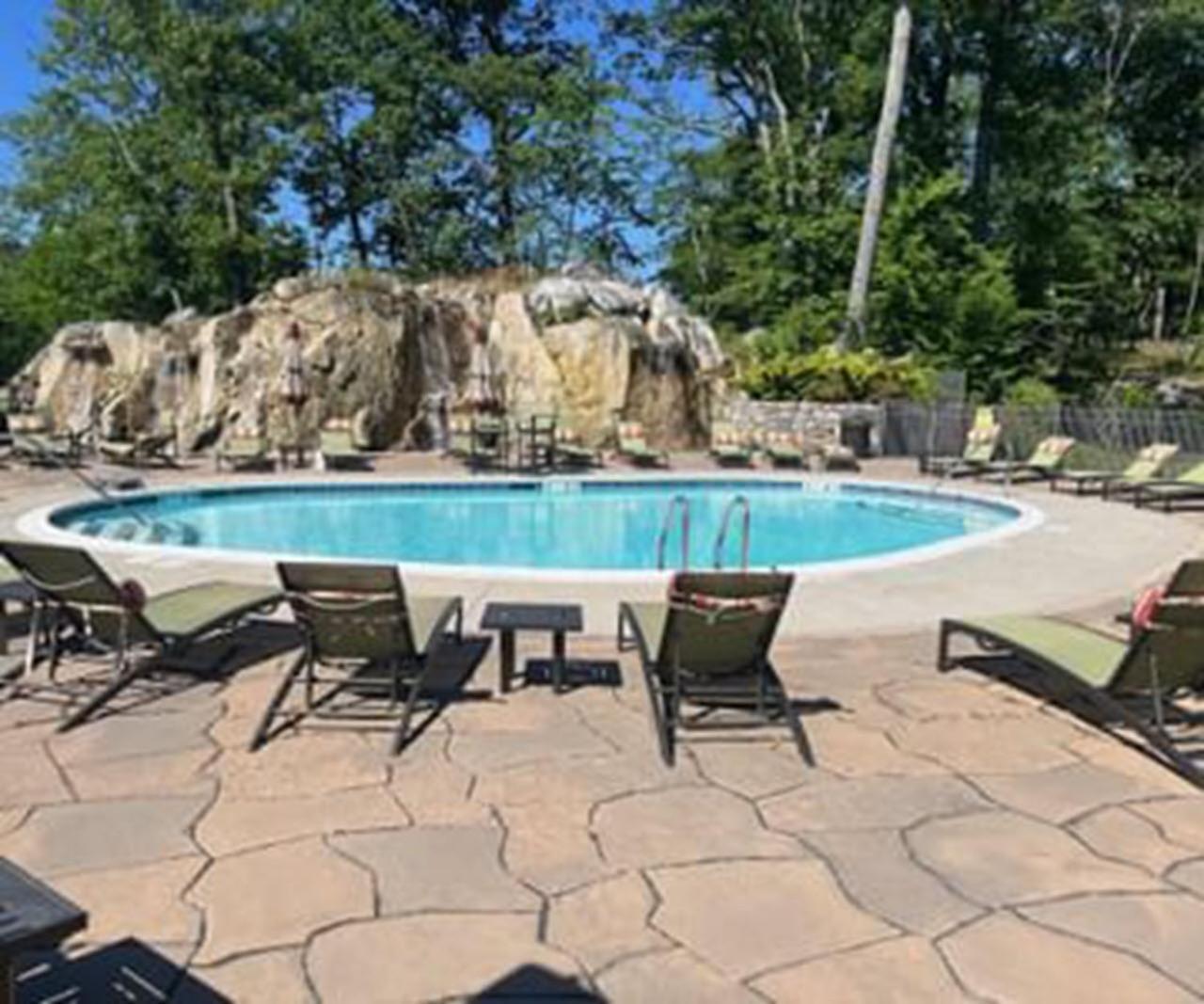 The Abbey Inn & Spa Peekskill Exterior photo