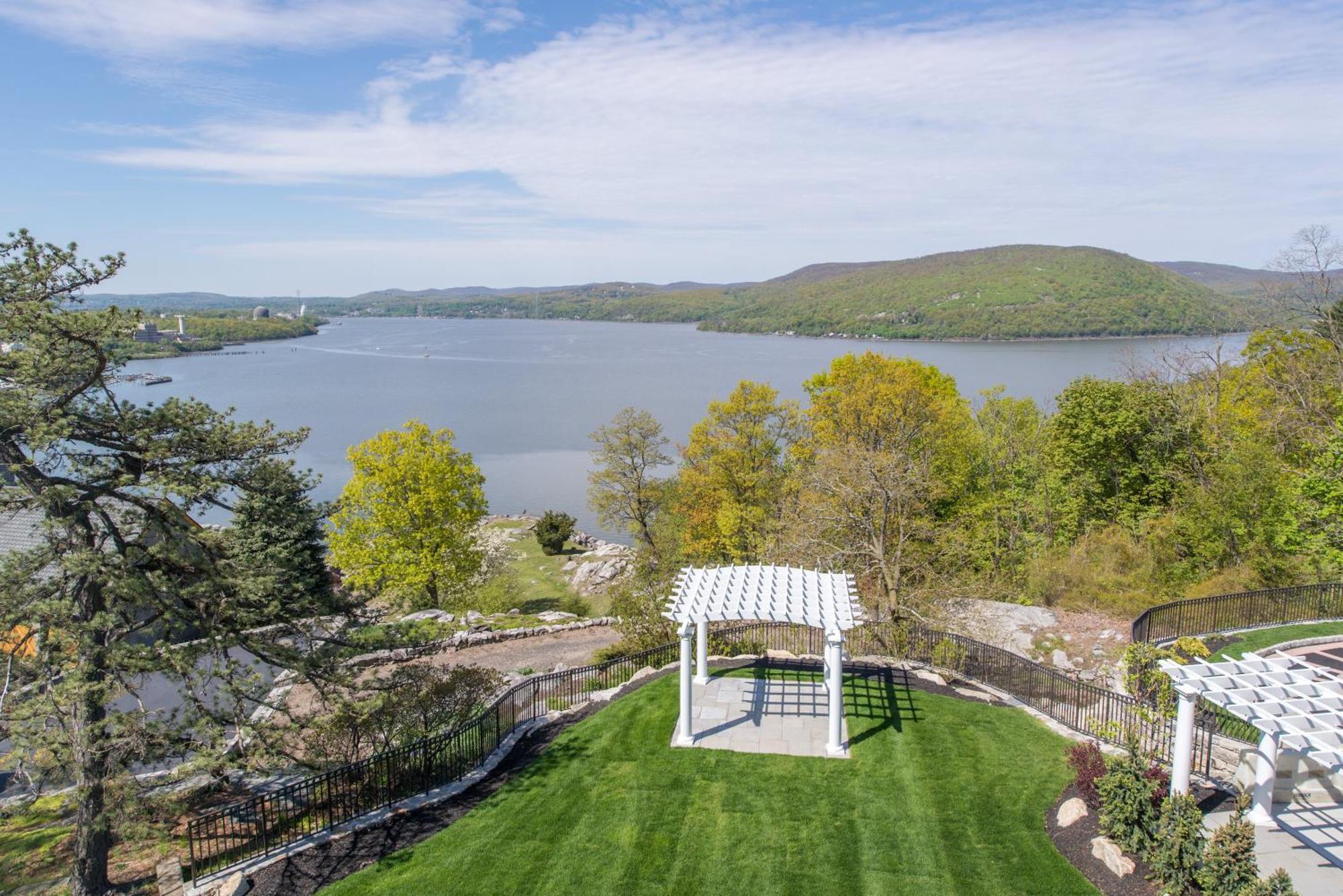 The Abbey Inn & Spa Peekskill Room photo